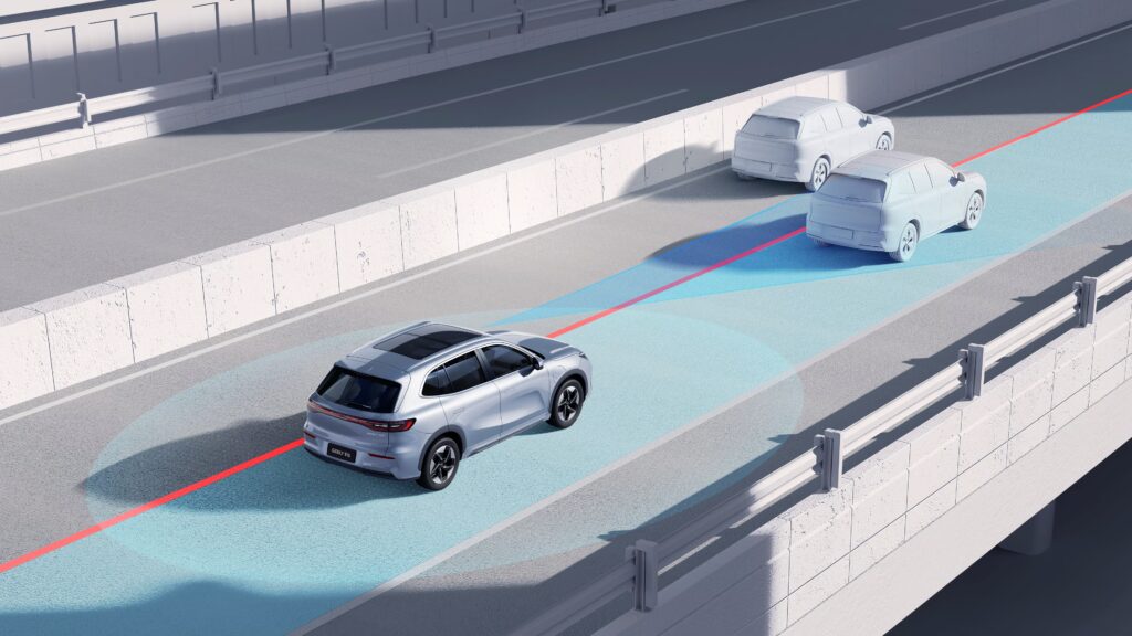 GEELY M AUTOMOCIÓN - E5 - ASISTENTE DE MANTENIMIENTO DE CARRIL