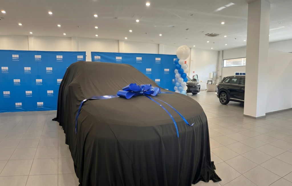GEELY M AUTOMOCIÓN - PRIMERA ENTREGA